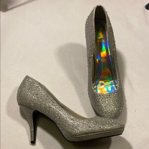 Woman’s glitter heels size 9 1/2M by Silver Slipper